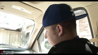 Öreg spiné fiatal hapsival kúrel