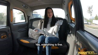 Fake Taxi - Alyssa Bounty popóba dugva