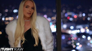 TUSHYRAW - Lana Sharapova a szőrös pinás világos szőke spiné