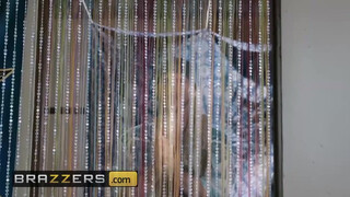 Brazzers - Karma Rx a hippi pasival baszik