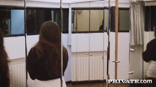 Private com - a főnöknek elégg hatalmas rúdja van