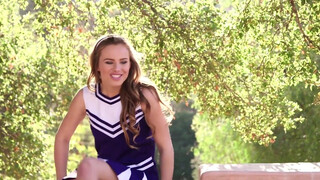 Jillian Janson a dögös kicsike sulis hölgyemény