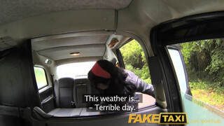 FakeTaxi - latin amerikai bige popsiba kefélve