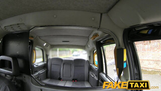 FakeTaxi - Ella Hughes a dögös vörös hajú kiscsaj
