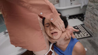 Brazzers - Rayveness és Zerella Skies nyalják egymást