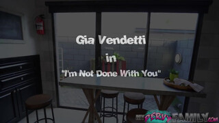 Gia Vendetti a szexy hosszú combú brazil