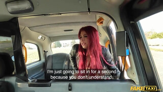 Fake Taxi - Atlanta Moreno a csöcsös brit spiné