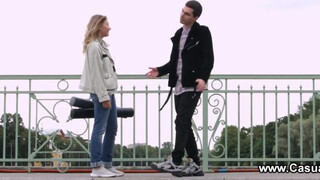Casual Tini Porno - izgató fekete bige és a barátja