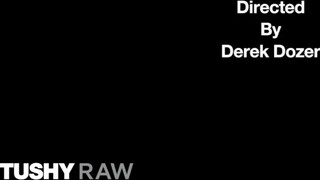 TUSHYRAW - Ariel hatalmas hátsó bejárata megrakva