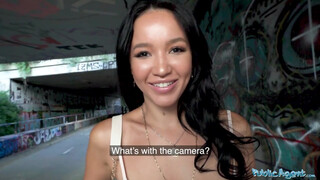 Public Agent - Asia Vargas a szexy ázsiai spiné