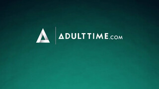 21 SEXTREME - Nelly Kent idős manussal kúr