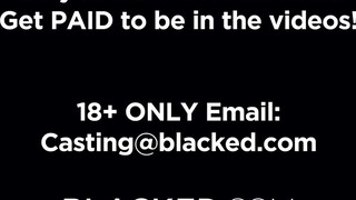 BLACKED - Kendra Sunderland beleül a méretes dákóba