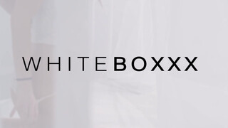 WhiteBoxxx - Oxana Chic pinája megkefélve