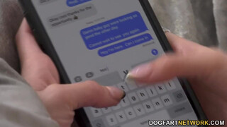 Lola Fae kettő barna hapsival szexel