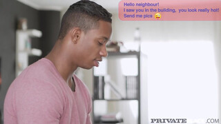 Private Interracial - Anita Bellini kinyalva és megkúrelva
