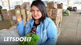 Duci spanyol milf pinája mélyen megkúrelva xiomarától