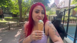 Vörös argentin bige imádja a fagylaltot, végül a farkamat cumizza